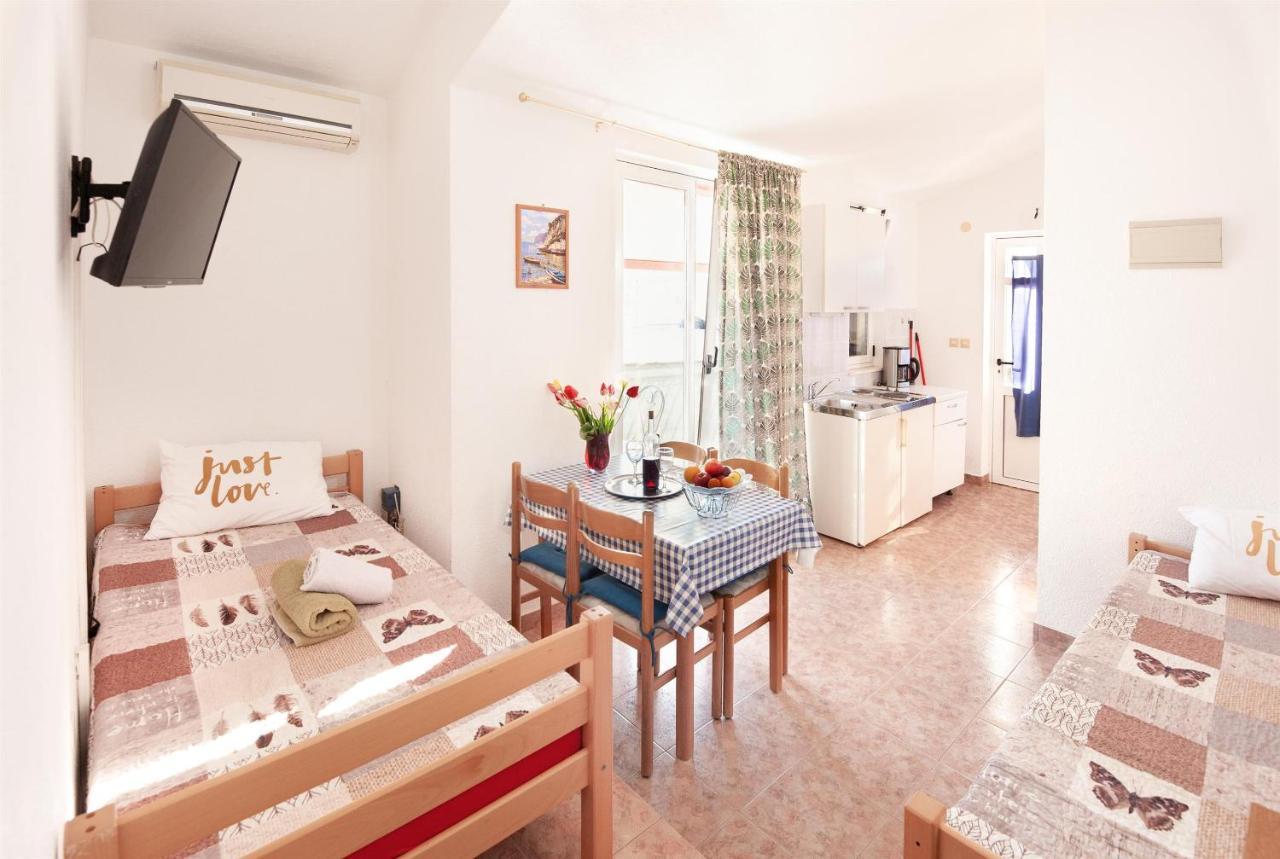 Apartments Mala Dalmacija Poljica  Екстер'єр фото